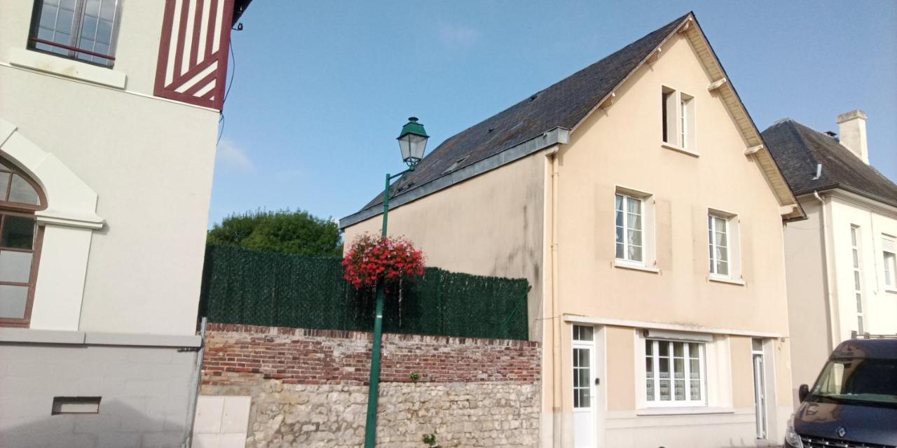 Apartamento Le Deux Gaulle Le Mêle-sur-Sarthe Exterior foto